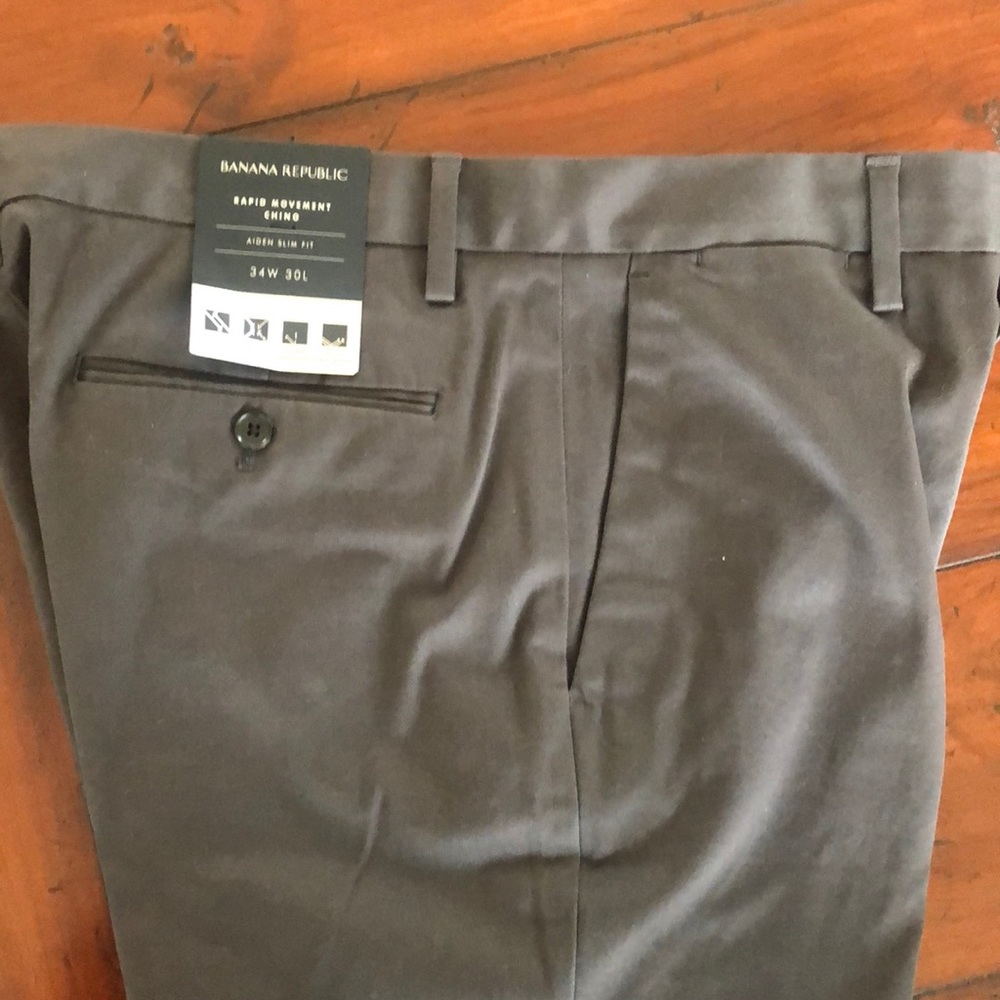 NWT Banana Republic Gray Aiden Slim Fit s